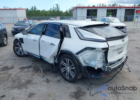 2025 Cadillac Lyriq Luxury W/1Sc z USA, uszkodzony, nr VIN 1GYKPNRK0SZ302547